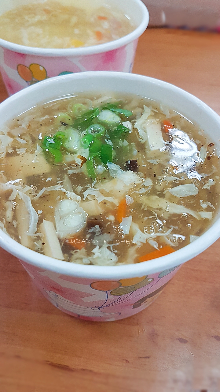 【阿財鍋貼】人氣韭黃鍋貼/北投石牌商城的排隊美食