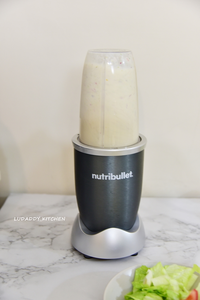 【Nutribullet 600W高效營養萃取機】美國暢銷營養萃取機/秒殺蔬果細胞壁/食物營養全面吸收/操作簡單/小資美型家電