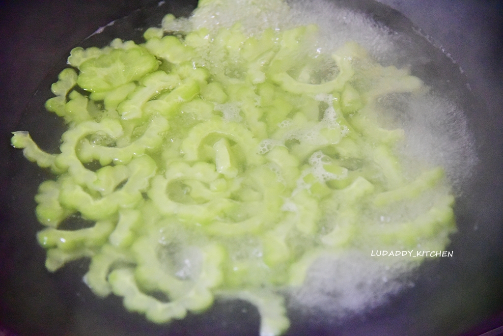 【食譜】醬香氣十足的豆豉苦瓜