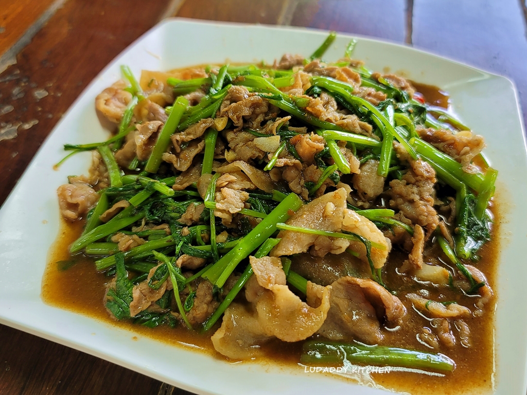 【陽明山美食】海芋繡球花季，竹子湖苗榜餐廳賞花吃美食