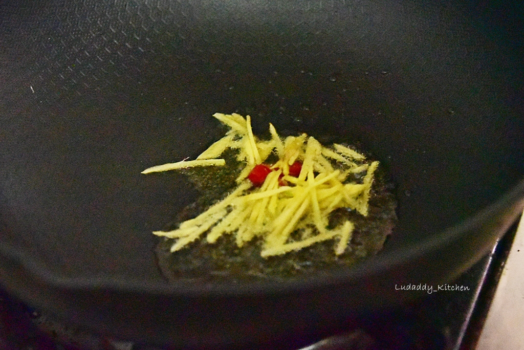 【食譜】鮮甜的薑絲清炒小卷