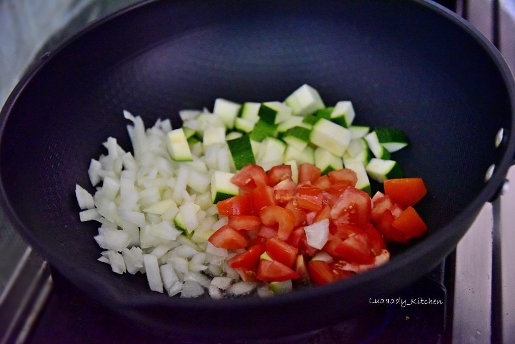 【法式鹹派食譜】簡易版的烤箱料理，比披薩更有料的酥皮法式鹹派