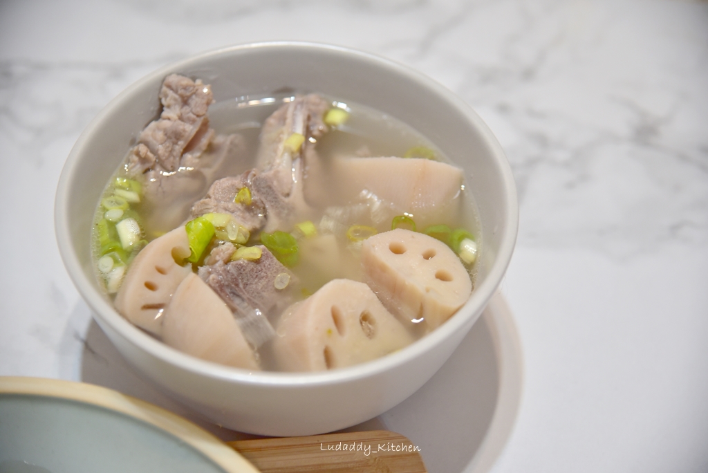 【食譜】糖醋藕片 /蓮藕排骨湯/蓮藕季節的蓮藕餐