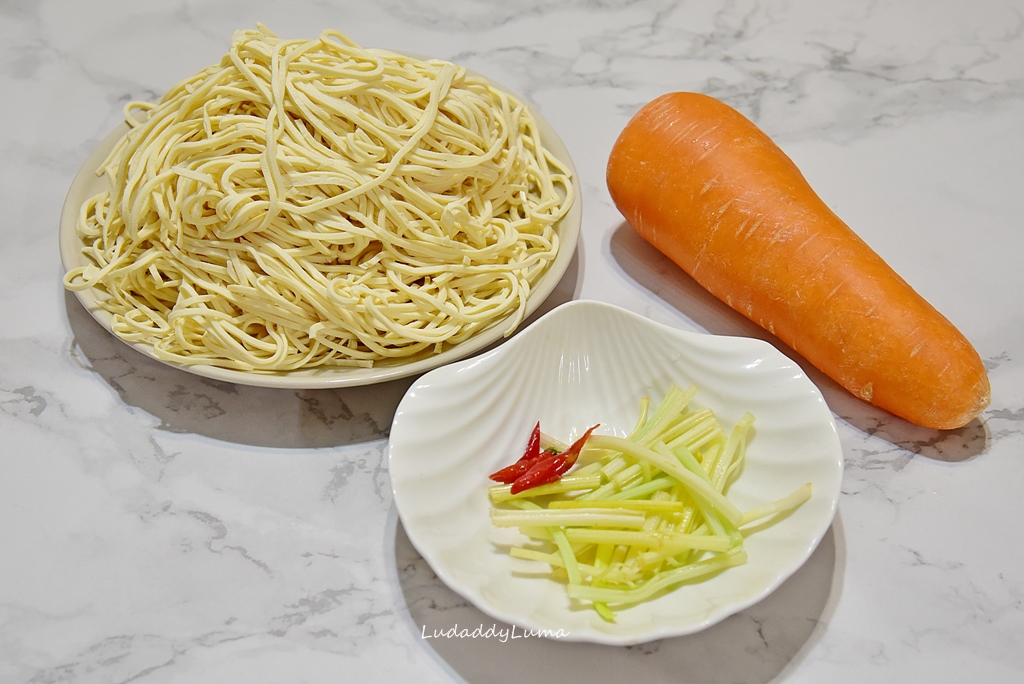 【食譜】涼拌干絲/富含蛋白質清爽簡易低熱量