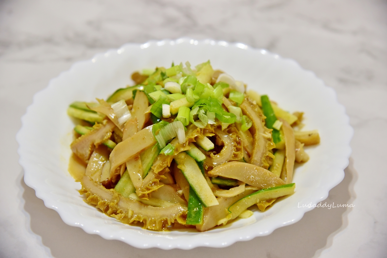 【食譜】杏鮑菇拌牛肚/開胃微酸小麻辣，爽脆帶勁有口感，逢年過節的口袋菜色