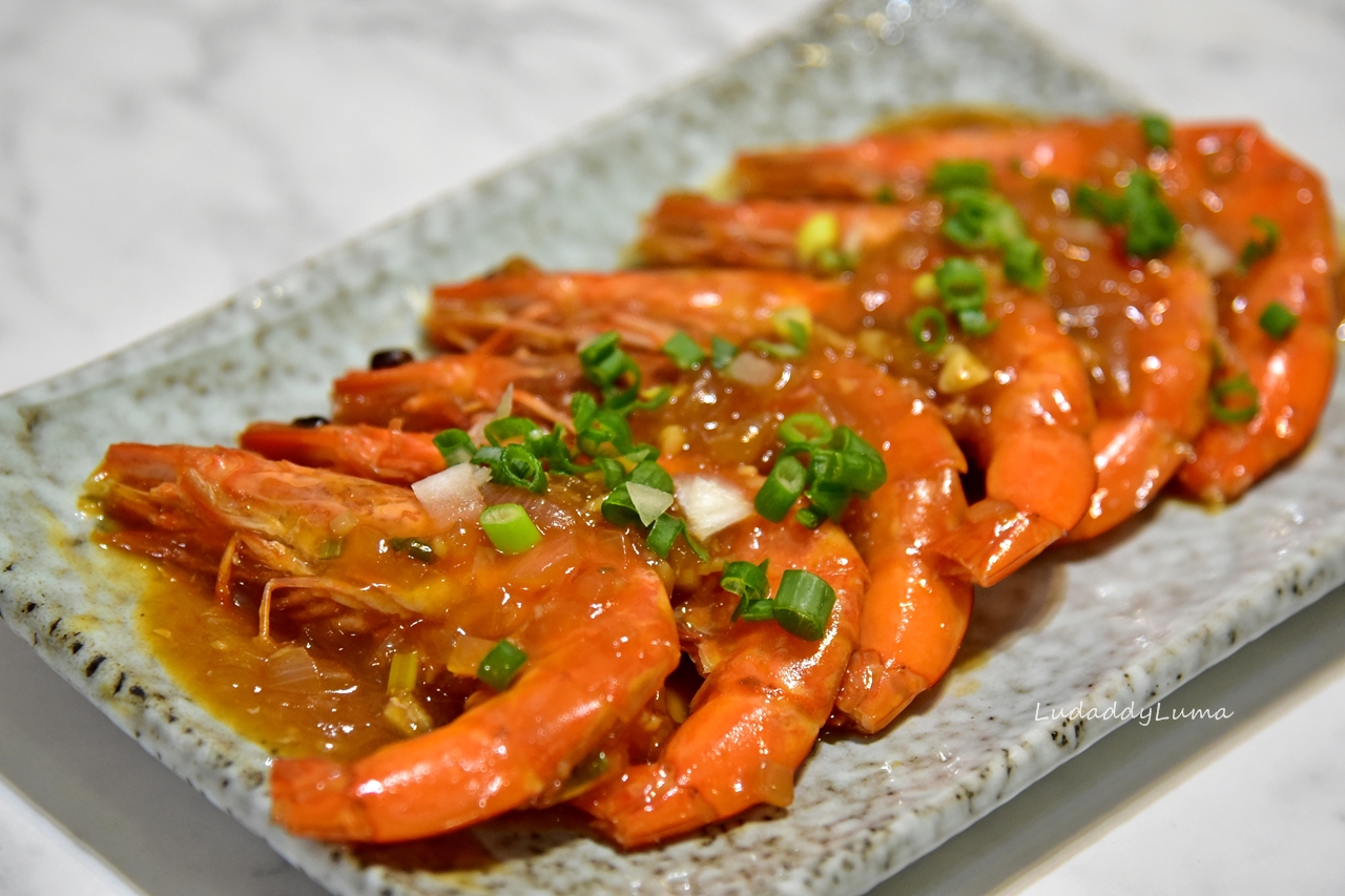 茄汁大蝦食譜｜蝦肉飽滿濃郁酸甜，宴客級的大蝦料理也是最佳的年菜