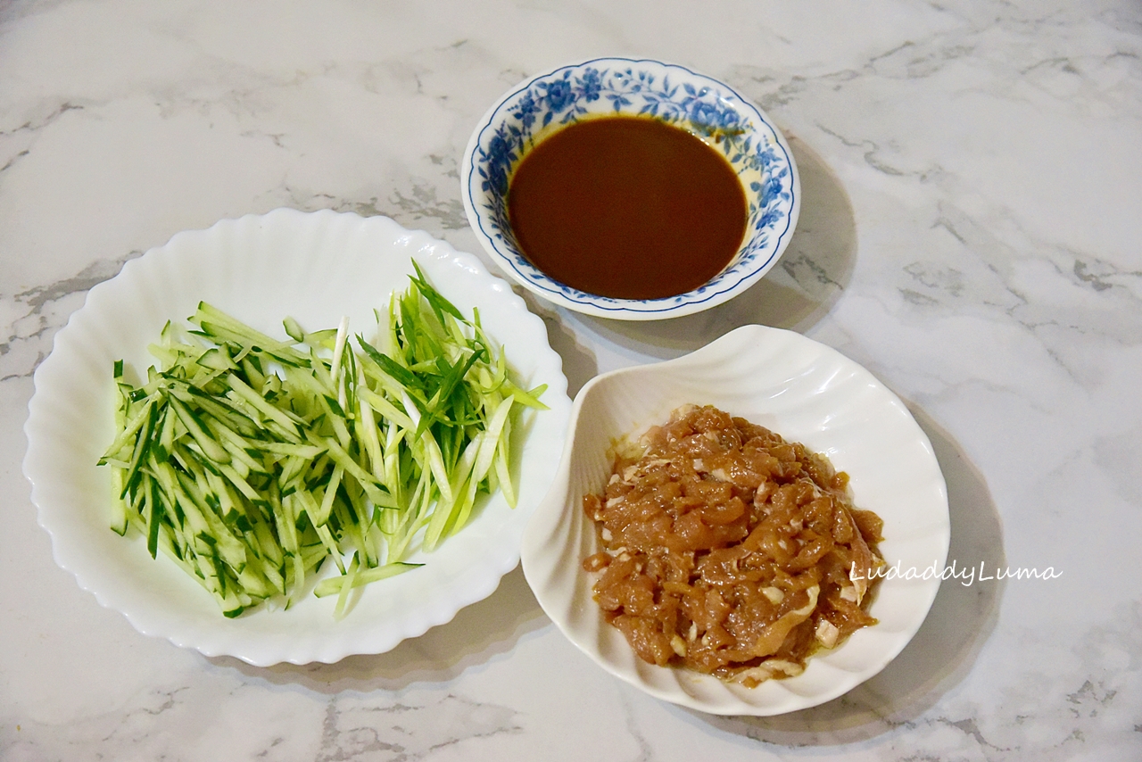 【食譜】京醬肉絲/醬濃肉香北方餐館的招牌菜色，搭配潤餅也好吃