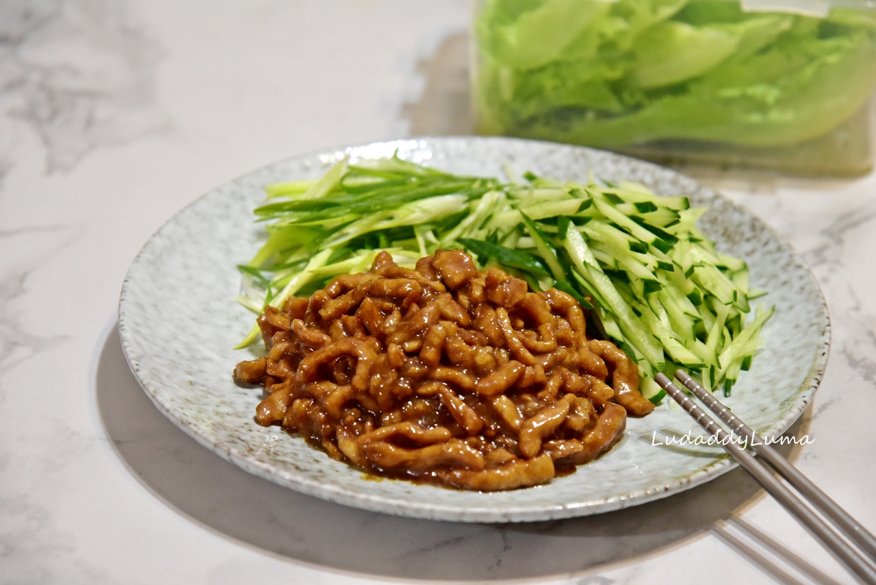 【食譜】京醬肉絲/醬濃肉香北方餐館的招牌菜色，搭配潤餅也好吃