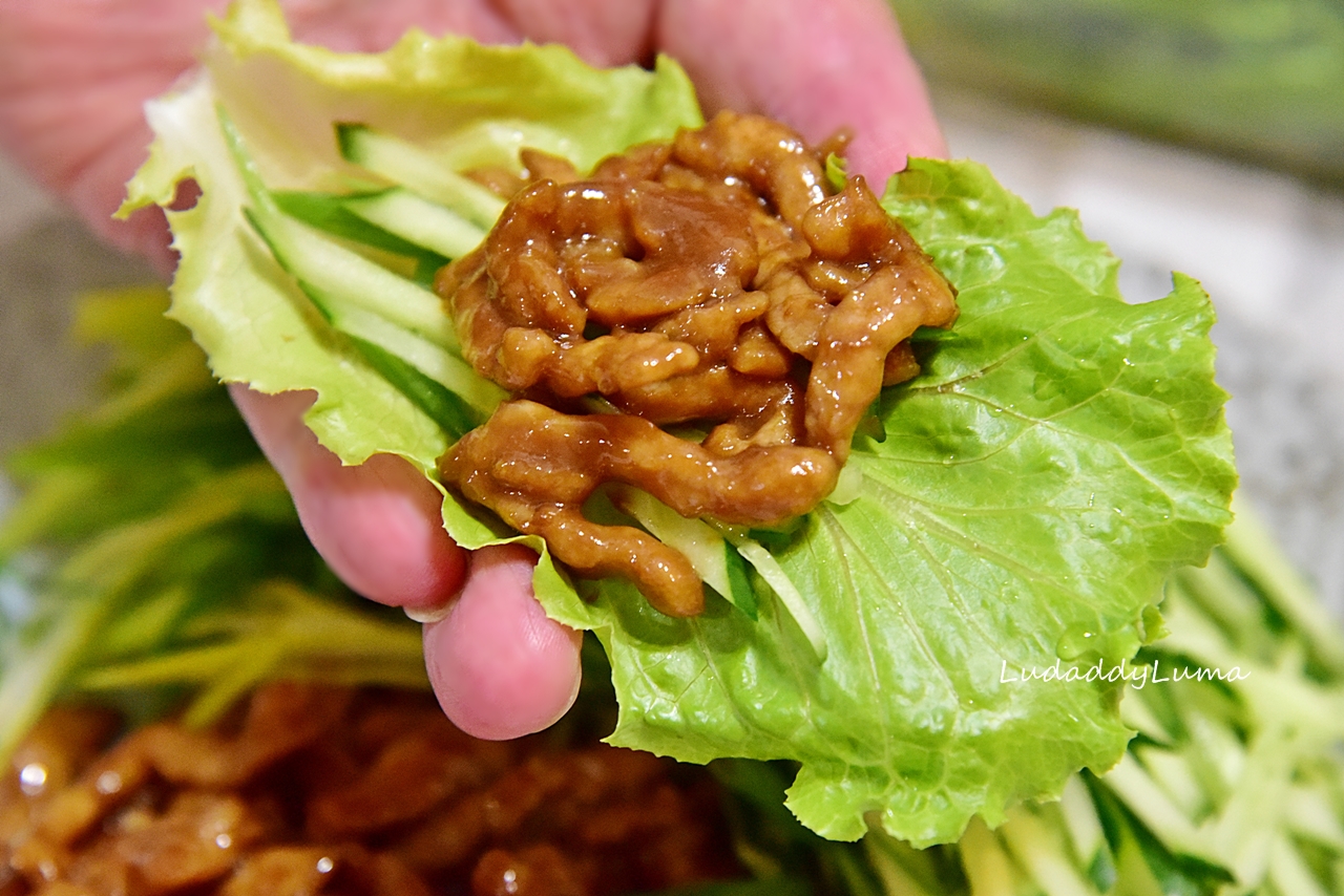 【食譜】京醬肉絲/醬濃肉香北方餐館的招牌菜色，搭配潤餅也好吃