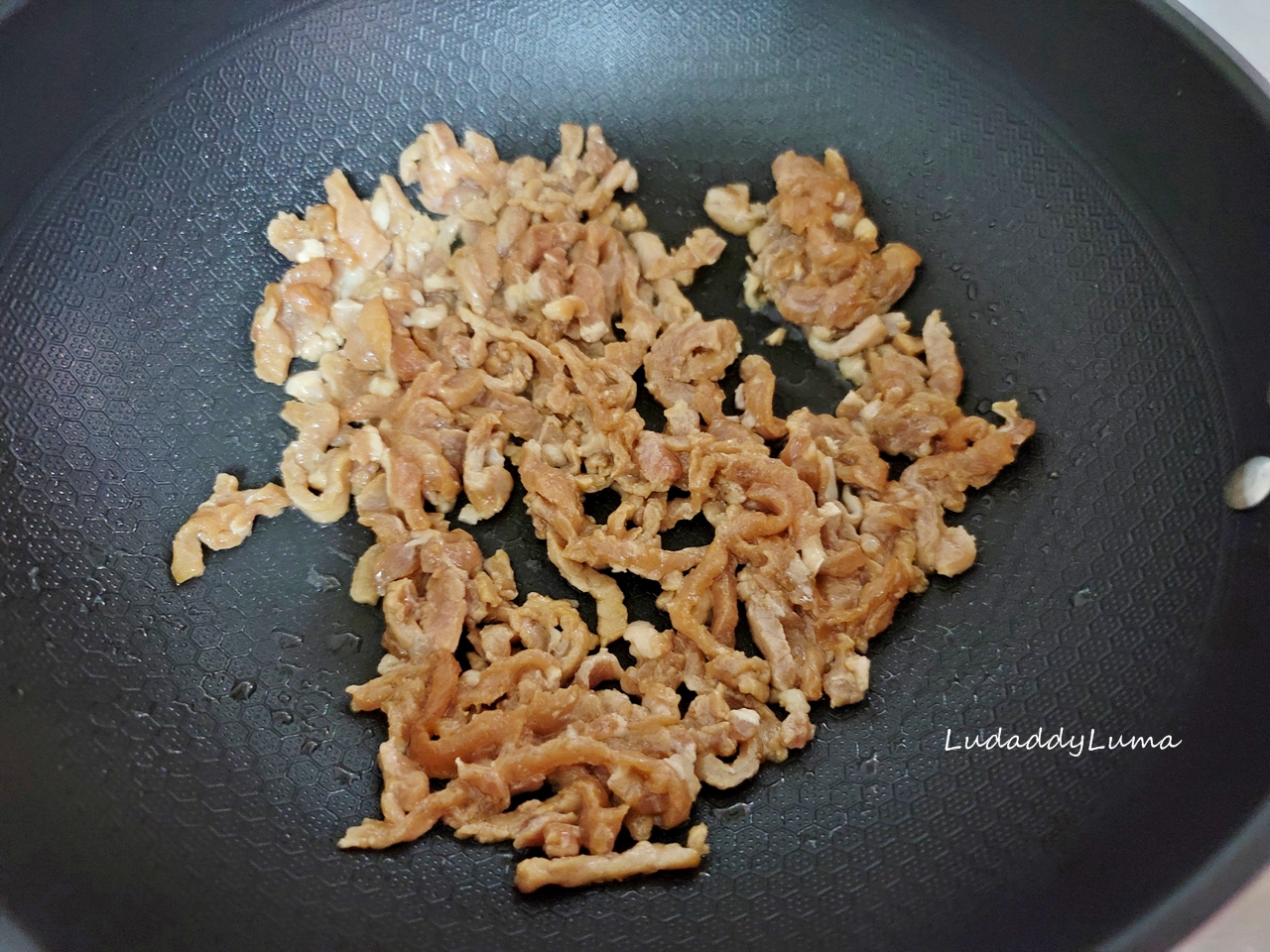 【食譜】京醬肉絲/醬濃肉香北方餐館的招牌菜色，搭配潤餅也好吃