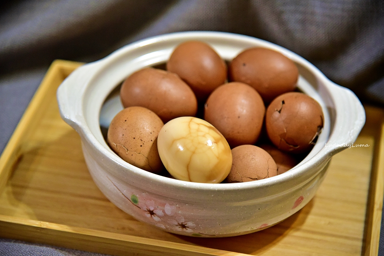 【食譜】茶葉蛋│茶香沁入滋味十足更勝超商，簡易茶葉蛋做法