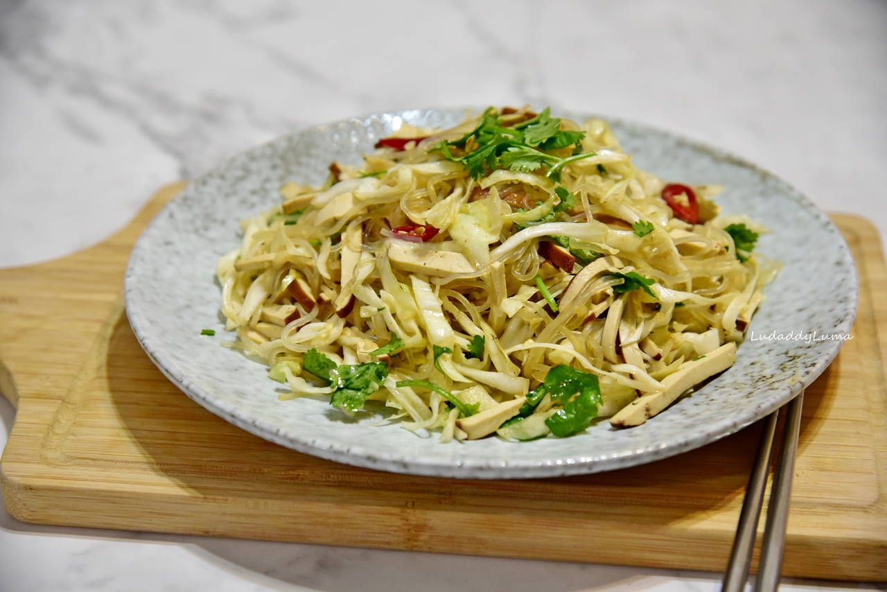 【食譜】涼拌高麗菜豆干絲，開胃爽口大宴小酌兩相宜的高麗菜料理