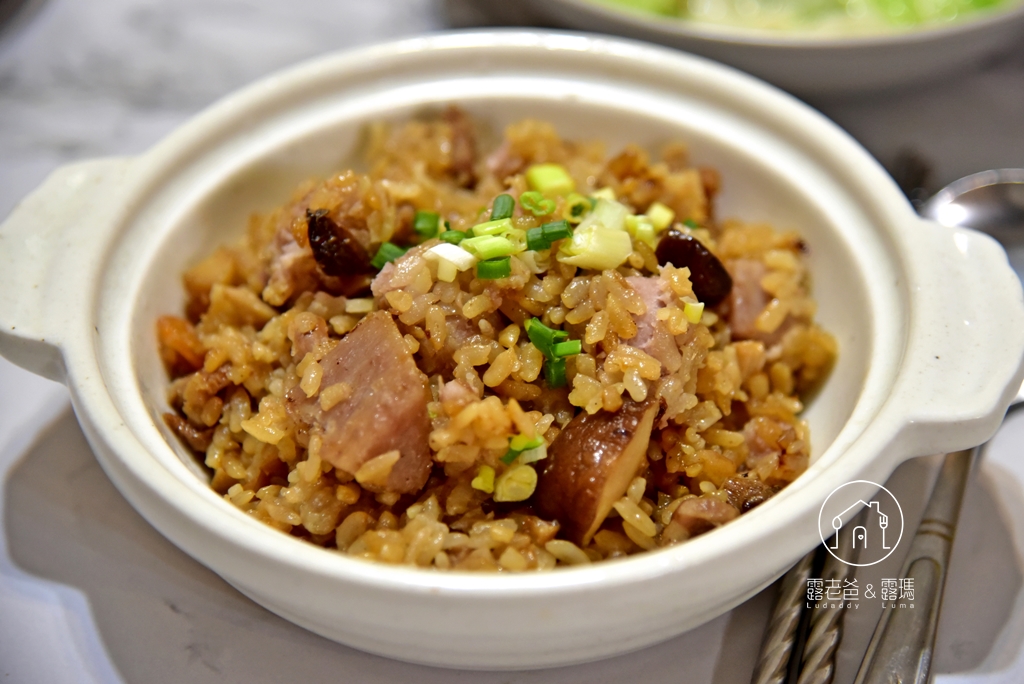 芋頭鹹飯食譜，閩南家常味，作法簡易的電子鍋電鍋料理