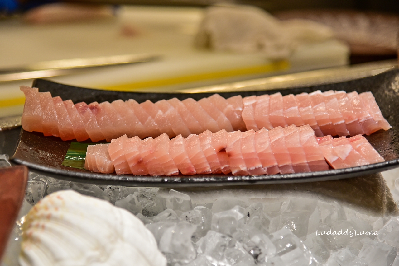 饗食天堂大直店｜下午茶食材多元豐富，牛排、烤鴨、生魚片、德國豬腳、多國料理一應具全