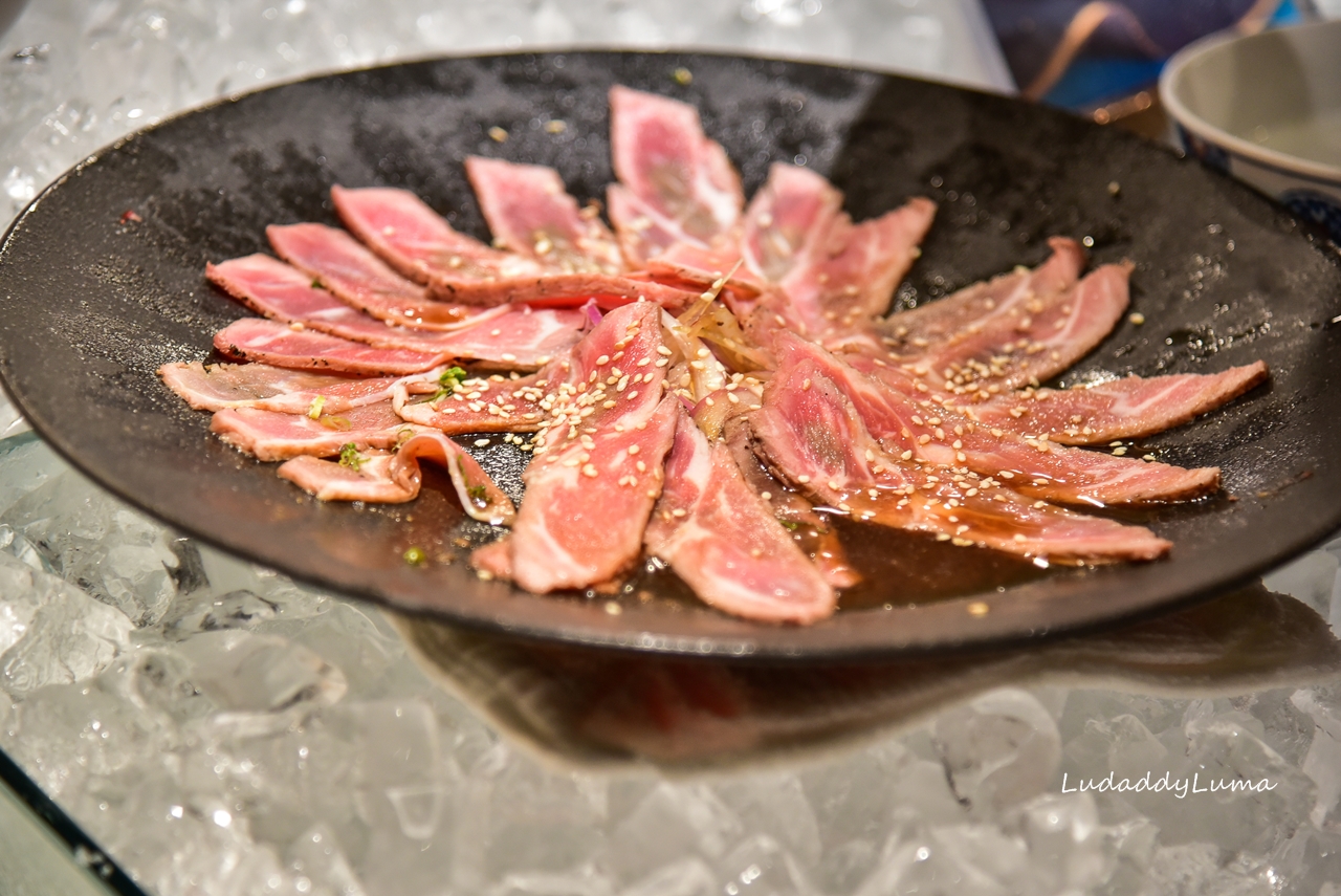 饗食天堂大直店｜下午茶食材多元豐富，牛排、烤鴨、生魚片、德國豬腳、多國料理一應具全