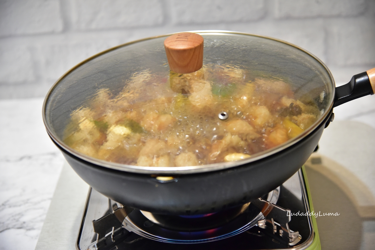 【食譜】紅燒五花肉豆干│紅燒肉加上飽滿多汁的豆干，經典不敗的餐桌美味