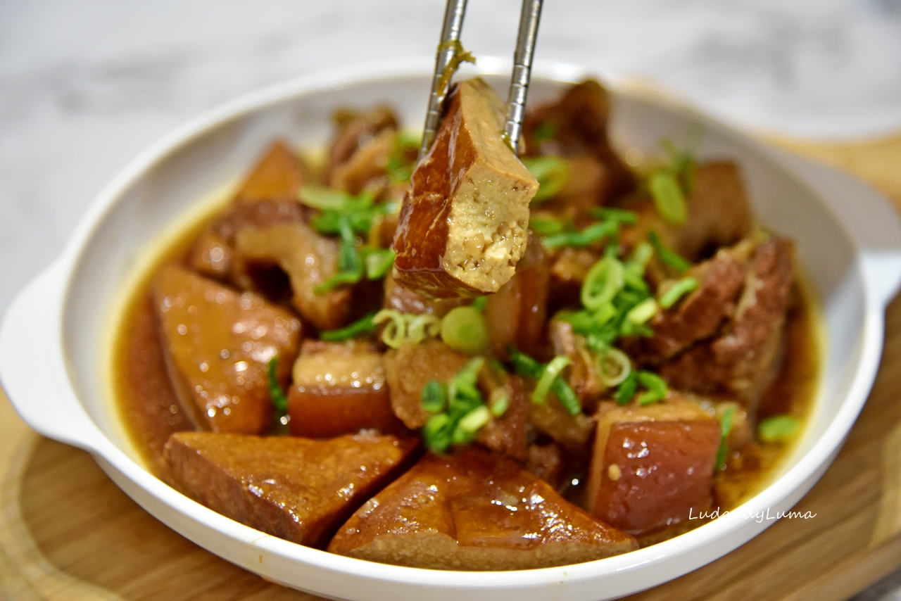 【食譜】紅燒五花肉豆干│紅燒肉加上飽滿多汁的豆干，經典不敗的餐桌美味