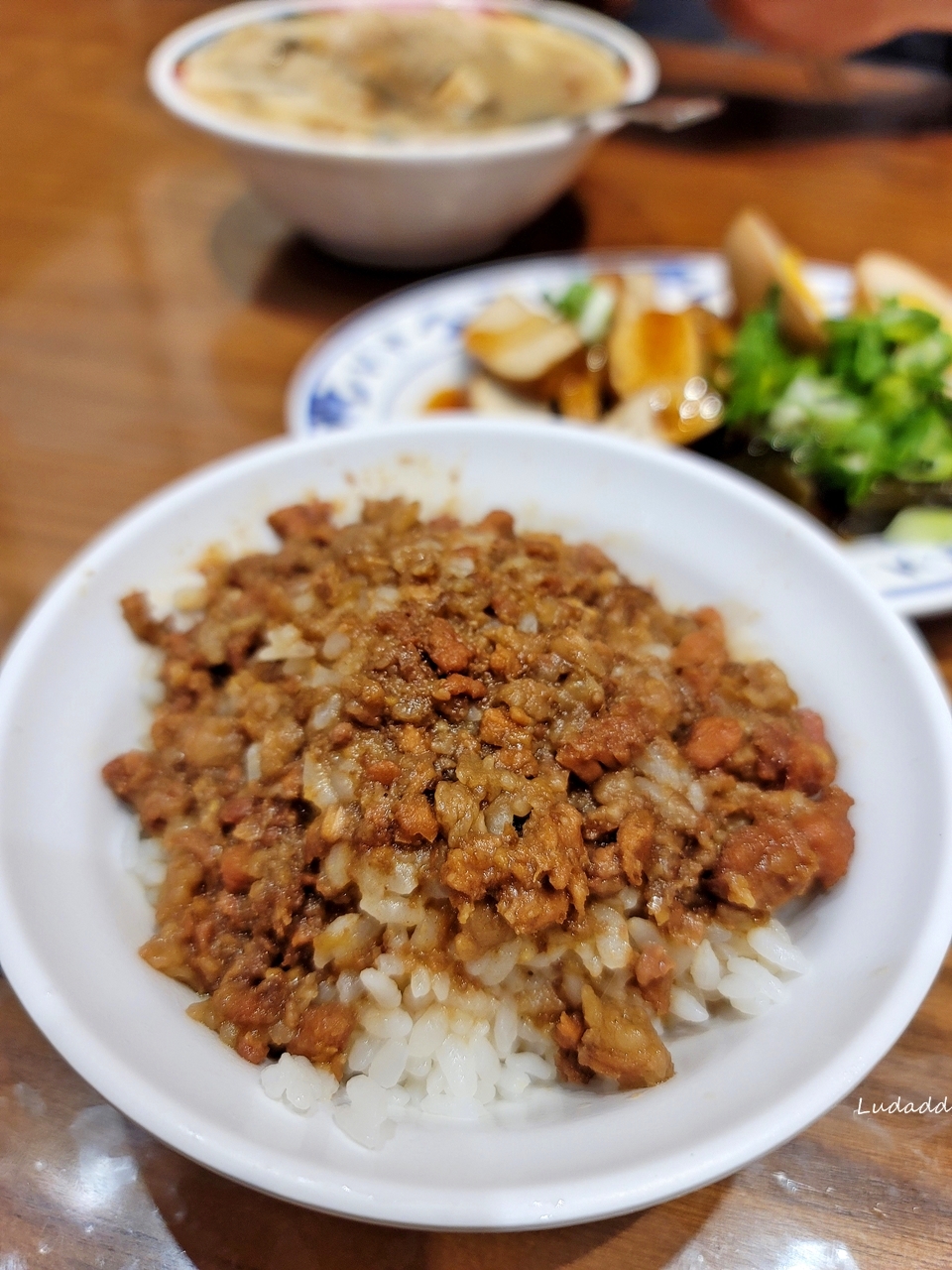 【台北美食】近寧夏夜市百年老店圓環三元號滷肉飯魚翅肉羹