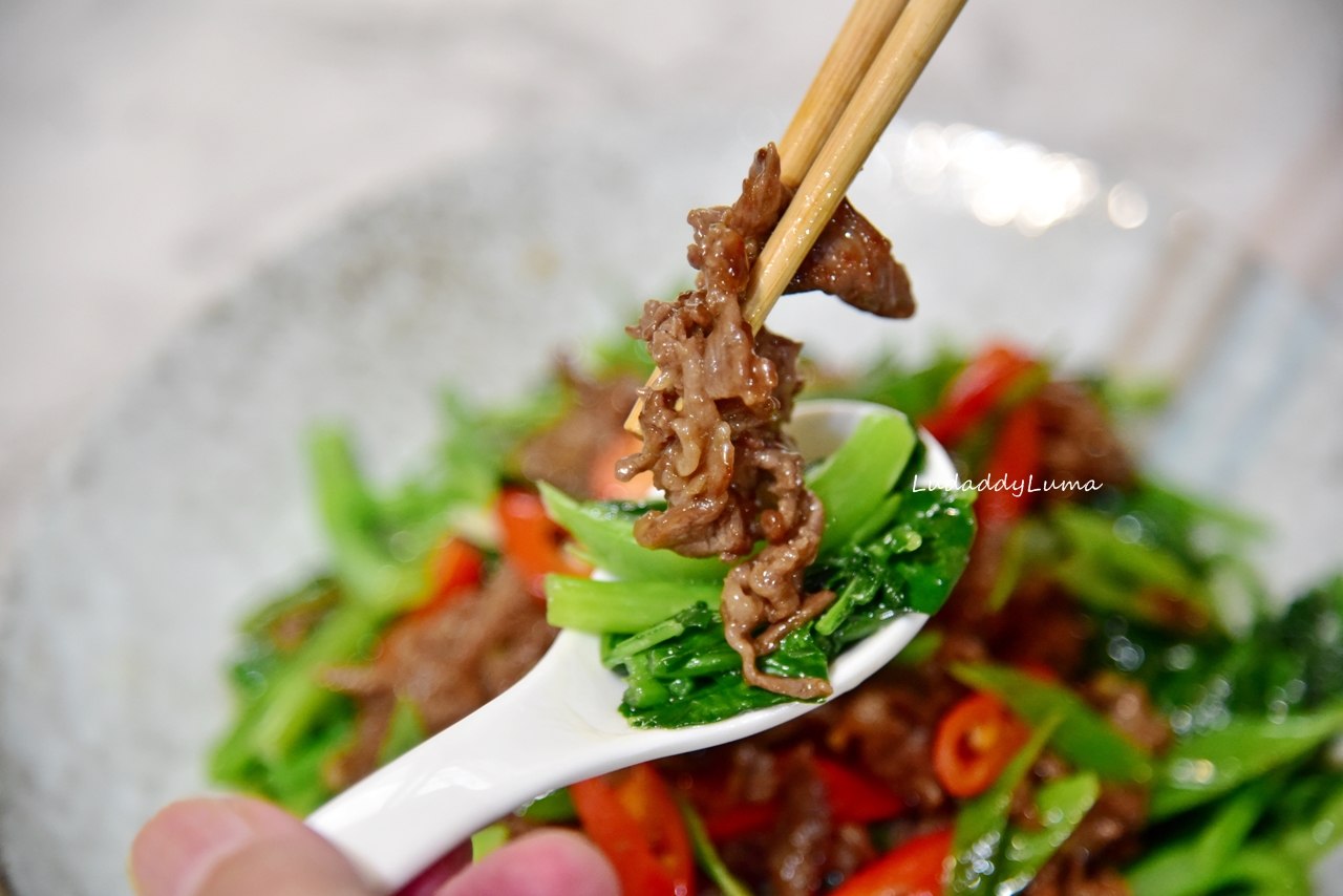 【食譜】芥藍牛肉│芥藍甘甜爽脆、牛肉滑嫩，色香味俱全