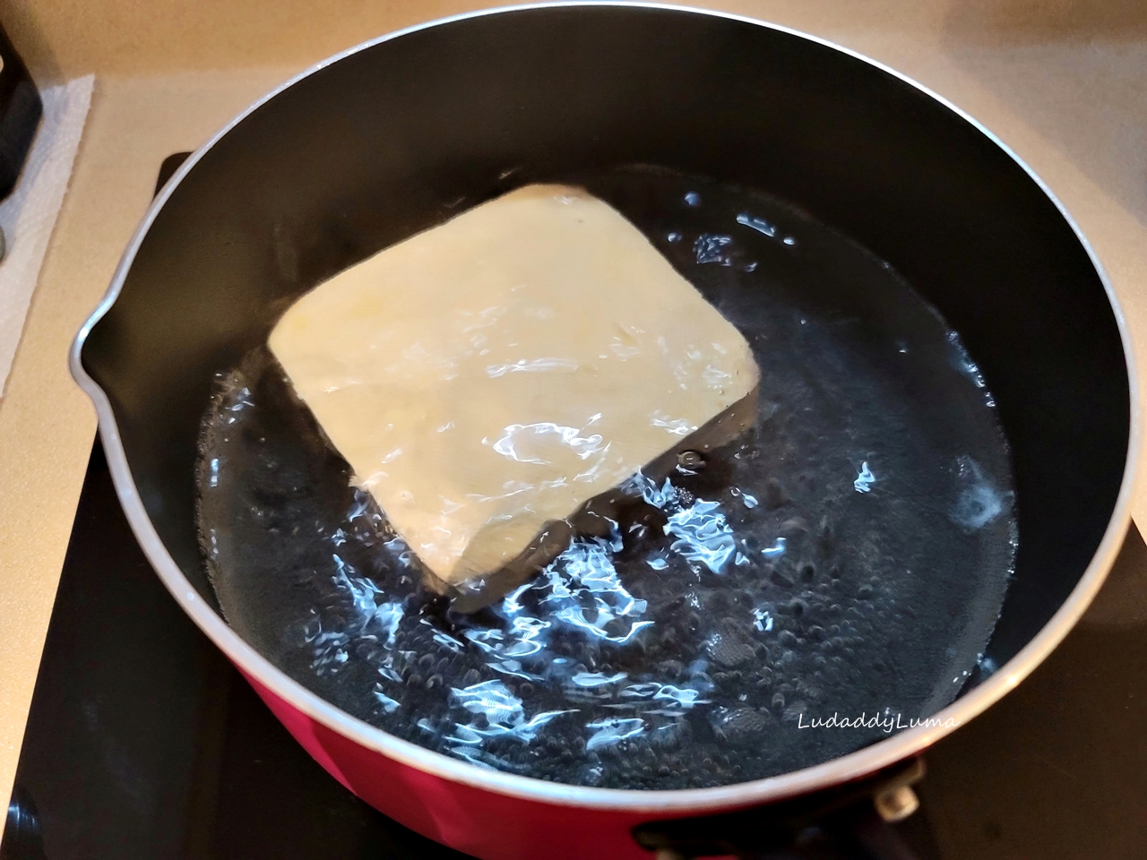 【食譜】香椿芽拌豆腐│春天當季的鮮香美食