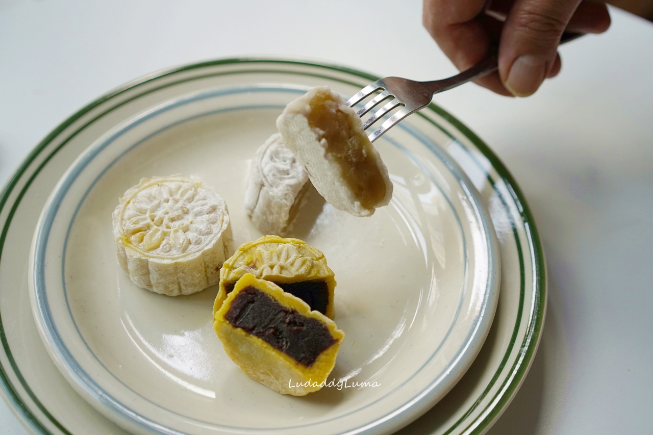 【冰皮月餅食譜】超簡易作法，軟糯外皮不用烘烤的月餅