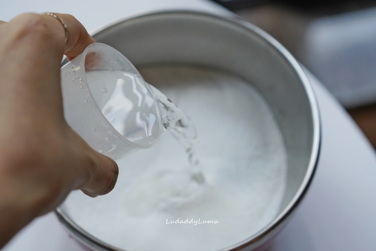 【冰皮月餅食譜】超簡易作法，軟糯外皮不用烘烤的月餅