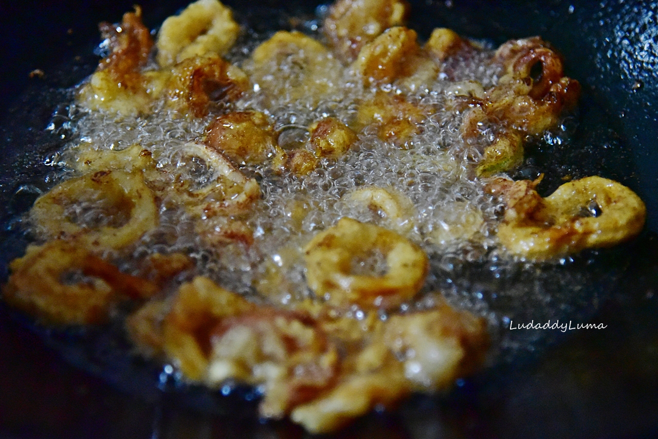 香辣鹽酥透抽(酥炸魷魚)，外酥內嫩，作法簡單輕鬆上桌