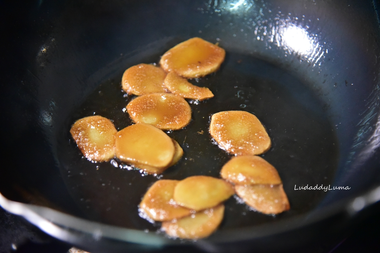 【麻油杏鮑菇】這樣做出鮑魚口感，也神似麻油腰子的美味