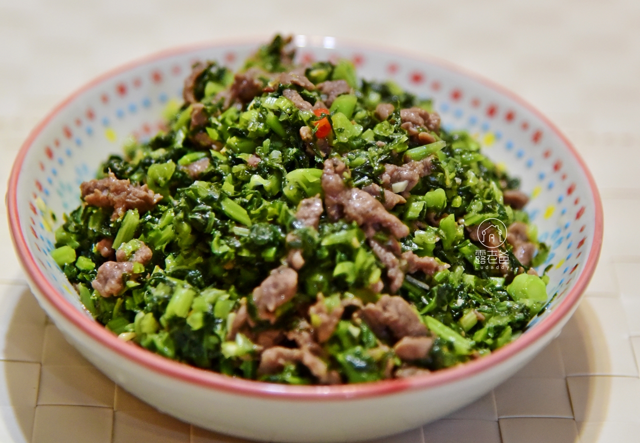 雪裡紅炒牛肉│雪菜鹹香牛肉滑嫩開胃下飯!