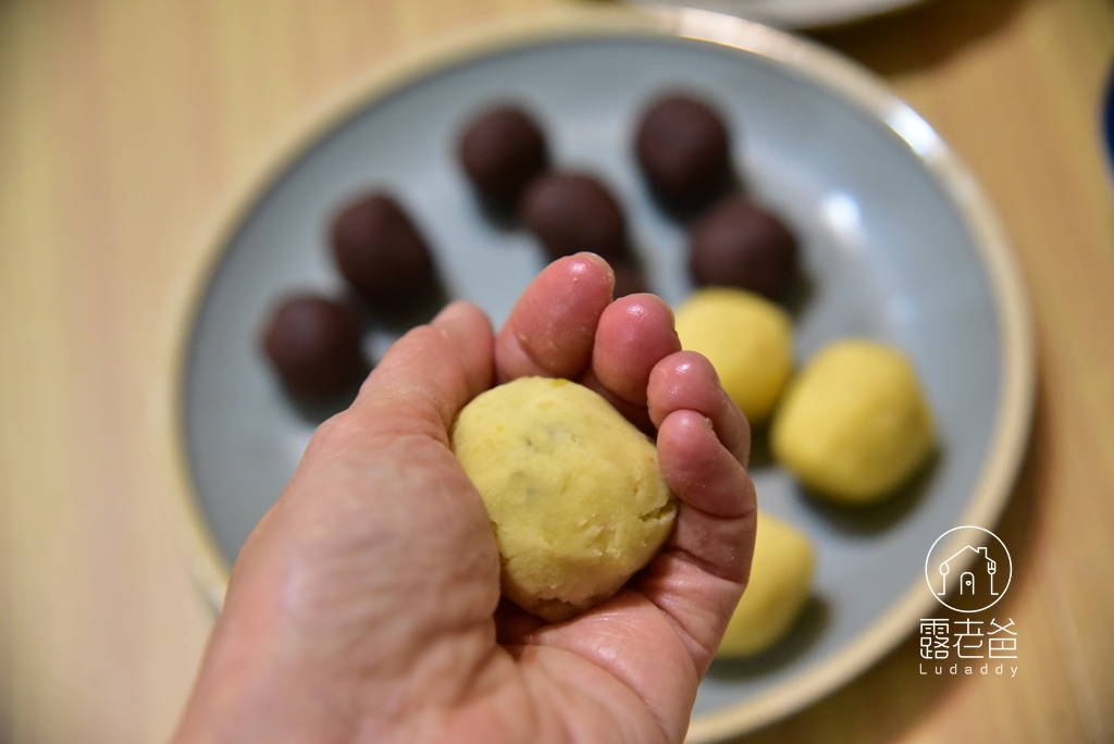 【食譜】綠豆糕做法│綿密細緻豆味香醇的豆沙綠豆糕