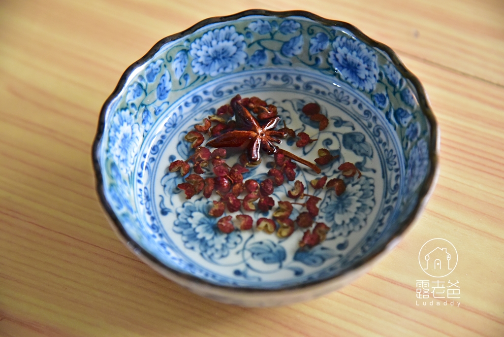 【氣炸鍋食譜】鹽炒花生、油炸花生、麻辣花生│用氣炸簡易完成，口感酥脆鹹香花生