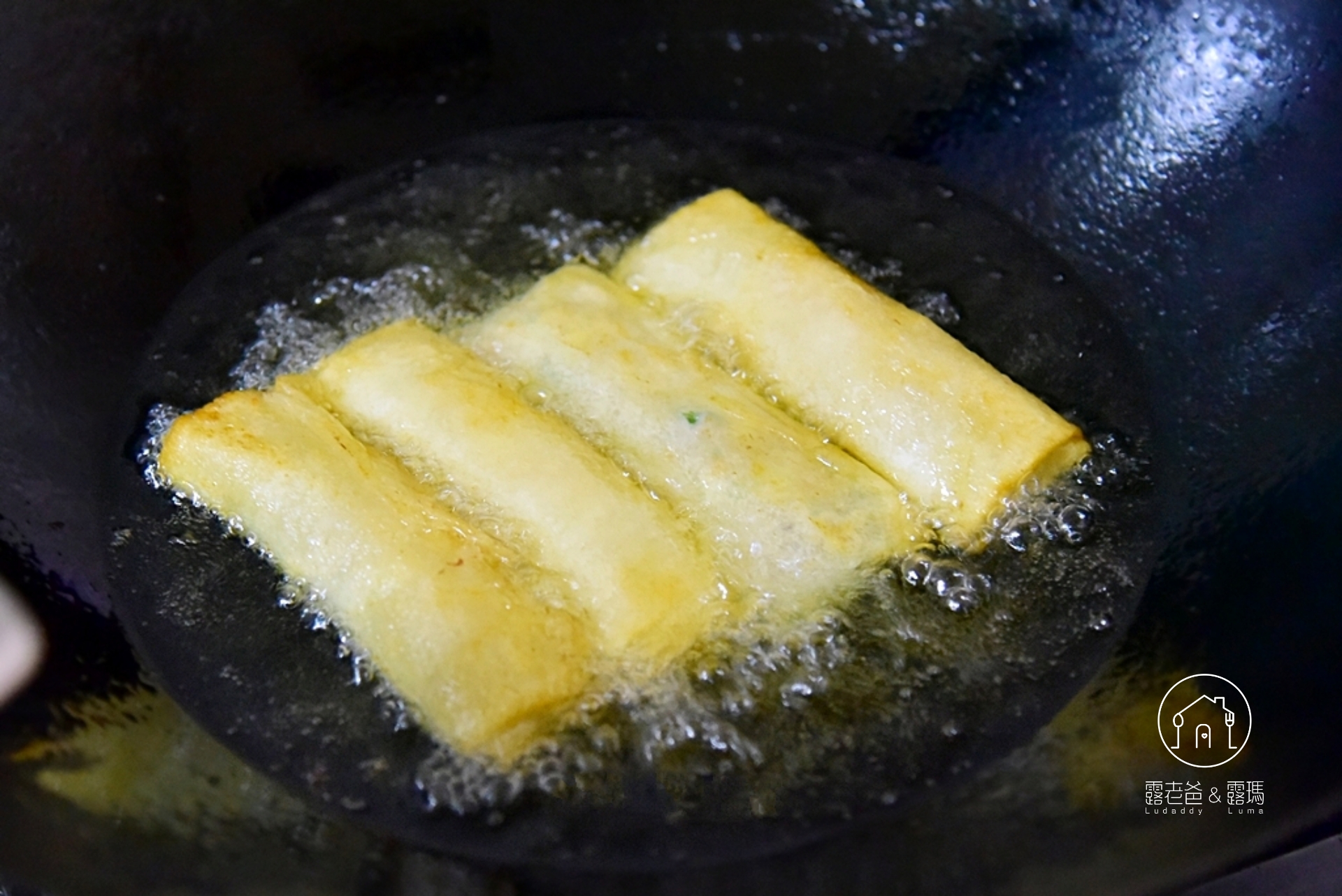 【食譜】炸春捲│內餡豐富的廣式點心，鮮蝦韭黃鮮肉內餡春捲