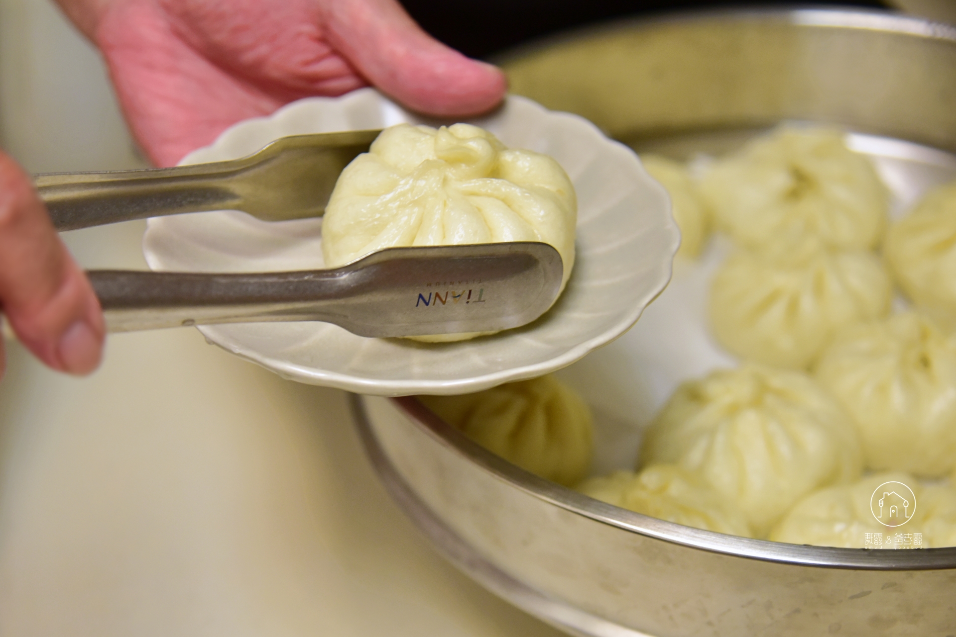 手工包子作法，發麵方法、餡料食譜、蒸煮時間，一次解鎖做出口感Q實、麵香十足、餡料好吃的包子