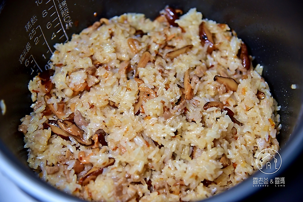 【食譜】台式油飯｜簡單易做的電鍋版香噴噴傳統油飯