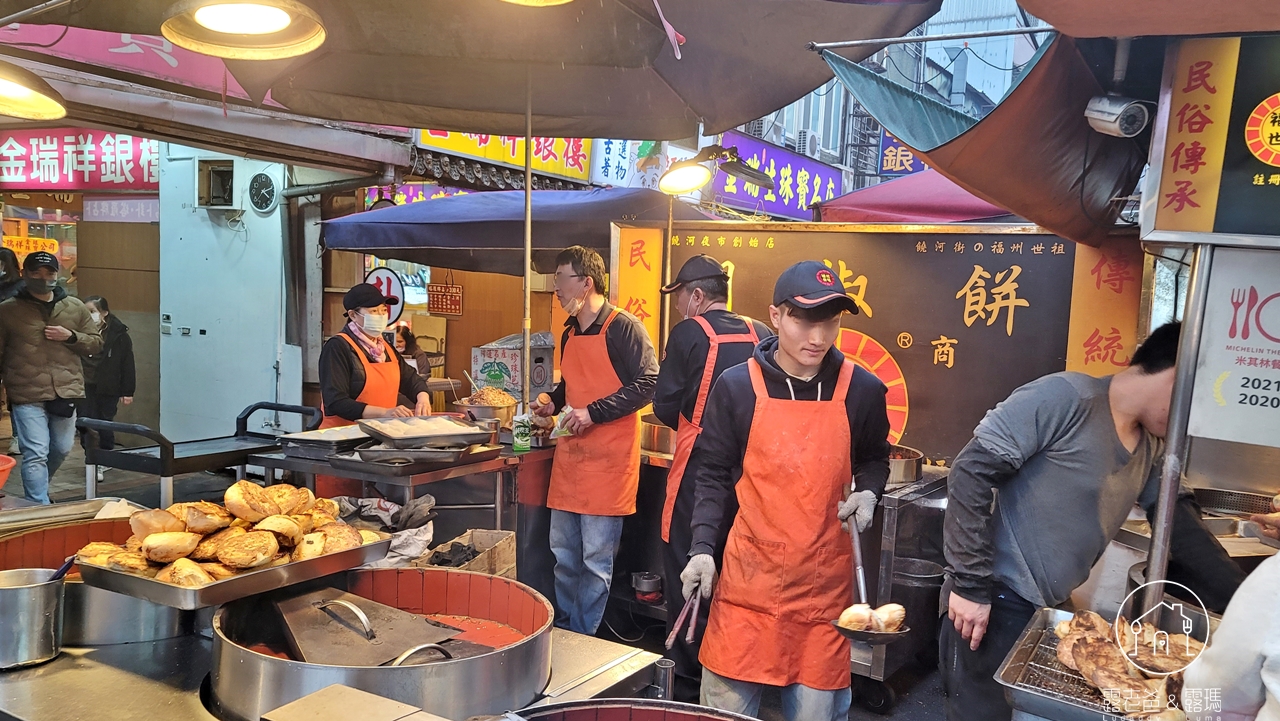 台北夜市美食│饒河夜市必吃美食‧精選人氣小吃‧米其林推薦