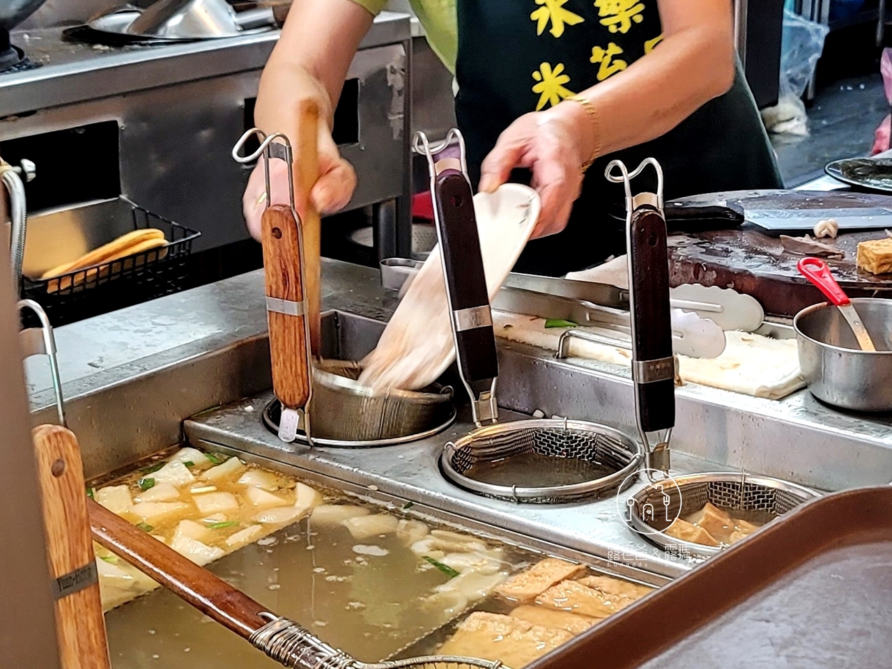 台北大稻埕美食｜永樂米苔目‧迪化街永樂市場邊50年老店古早味美食