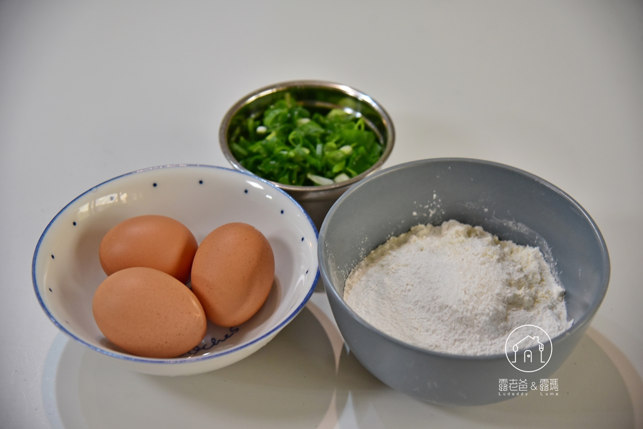 【食譜】早餐店蛋餅做法│作法簡單的台式粉漿蛋餅，蛋餅皮超Q軟