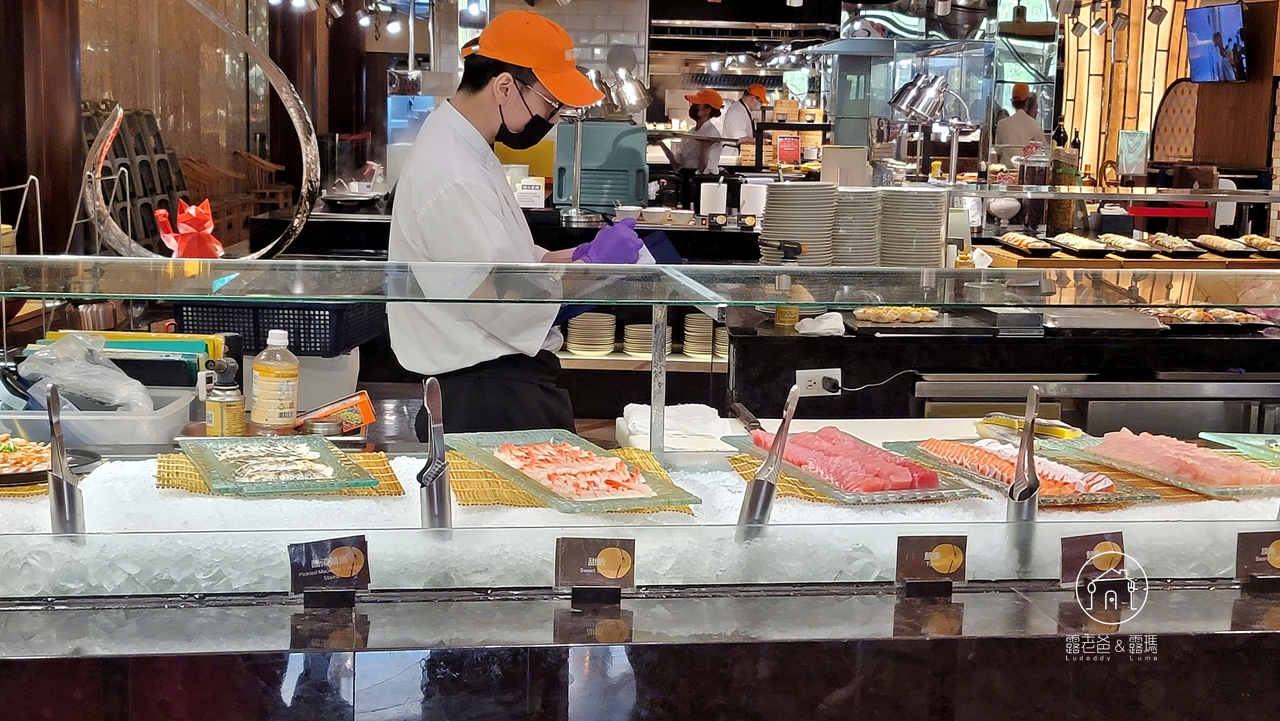 典華豐FOOD 海陸百匯吃到飽午餐菜色│大直捷運劍南路站聚餐約會好點，生日優惠