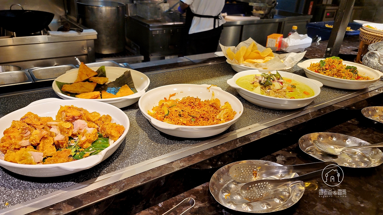 典華豐FOOD 海陸百匯吃到飽午餐菜色│大直捷運劍南路站聚餐約會好點，生日優惠