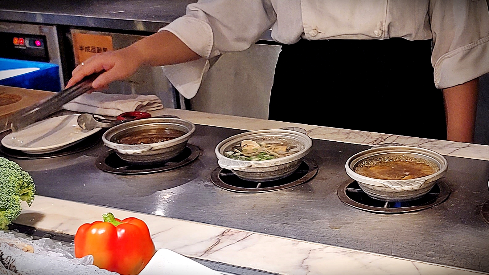 典華豐FOOD 海陸百匯吃到飽午餐菜色│大直捷運劍南路站聚餐約會好點，生日優惠