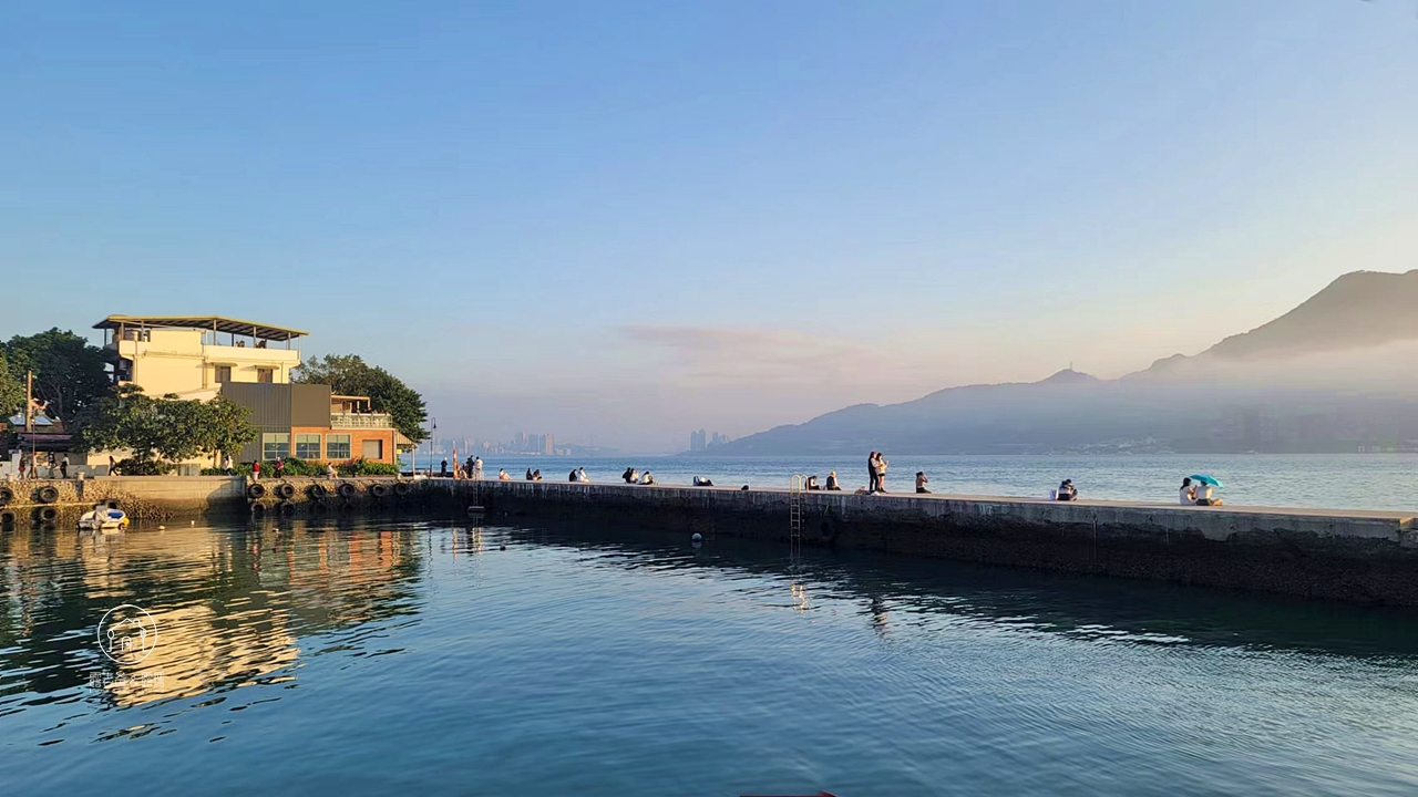 淡水景點美食│淡水半日遊走逛路線，淡水必吃小吃文化阿給，淡水日落時間