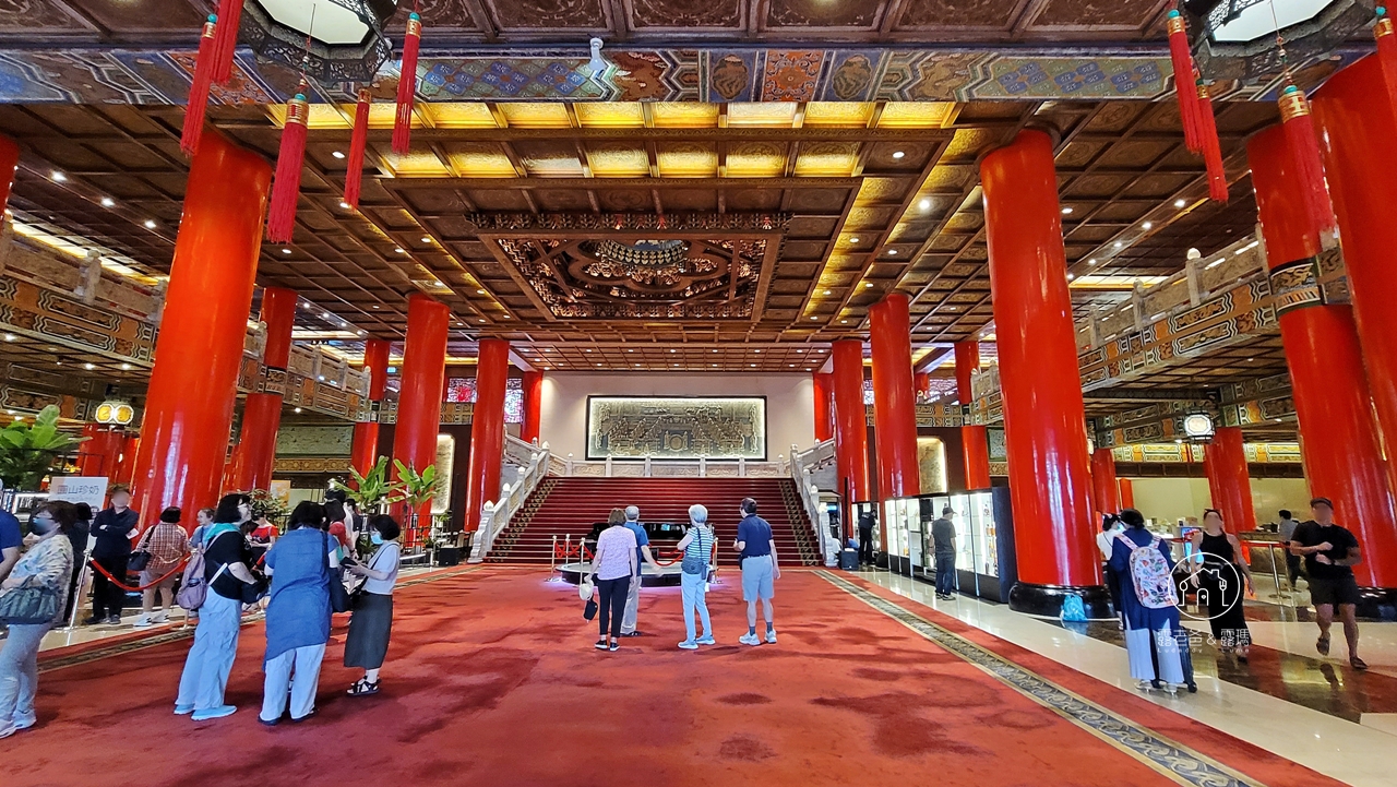 台北圓山飯店從密道到美食，都是獨特的體驗，圓山牛排館值得推薦的台北西餐廳