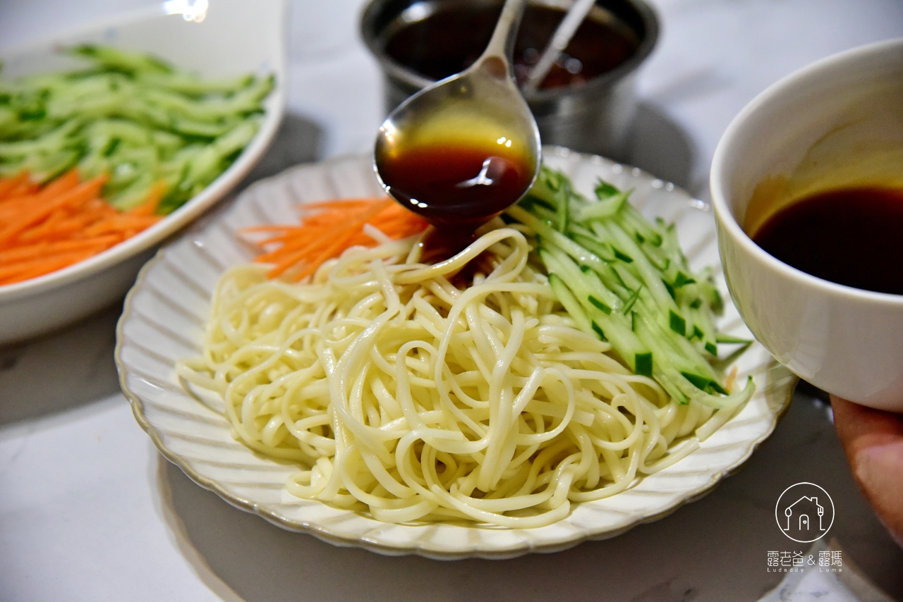 【食譜】麻辣爽口！自製川味麻辣涼麵，作法簡單又美味