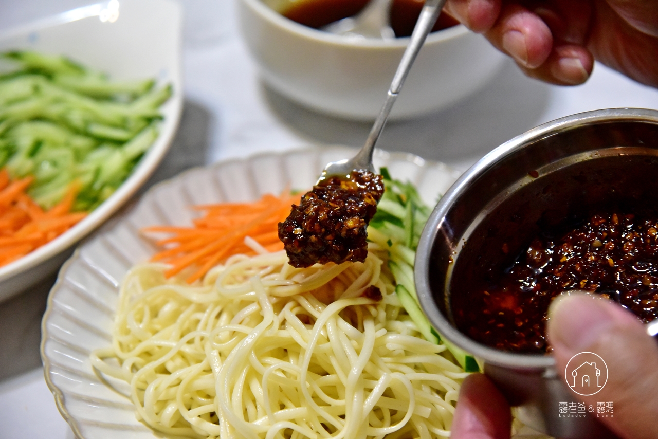 【食譜】麻辣爽口！自製川味麻辣涼麵，作法簡單又美味