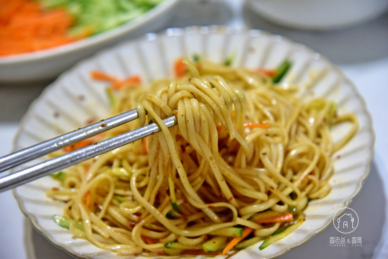 【食譜】麻辣爽口！自製川味麻辣涼麵，作法簡單又美味