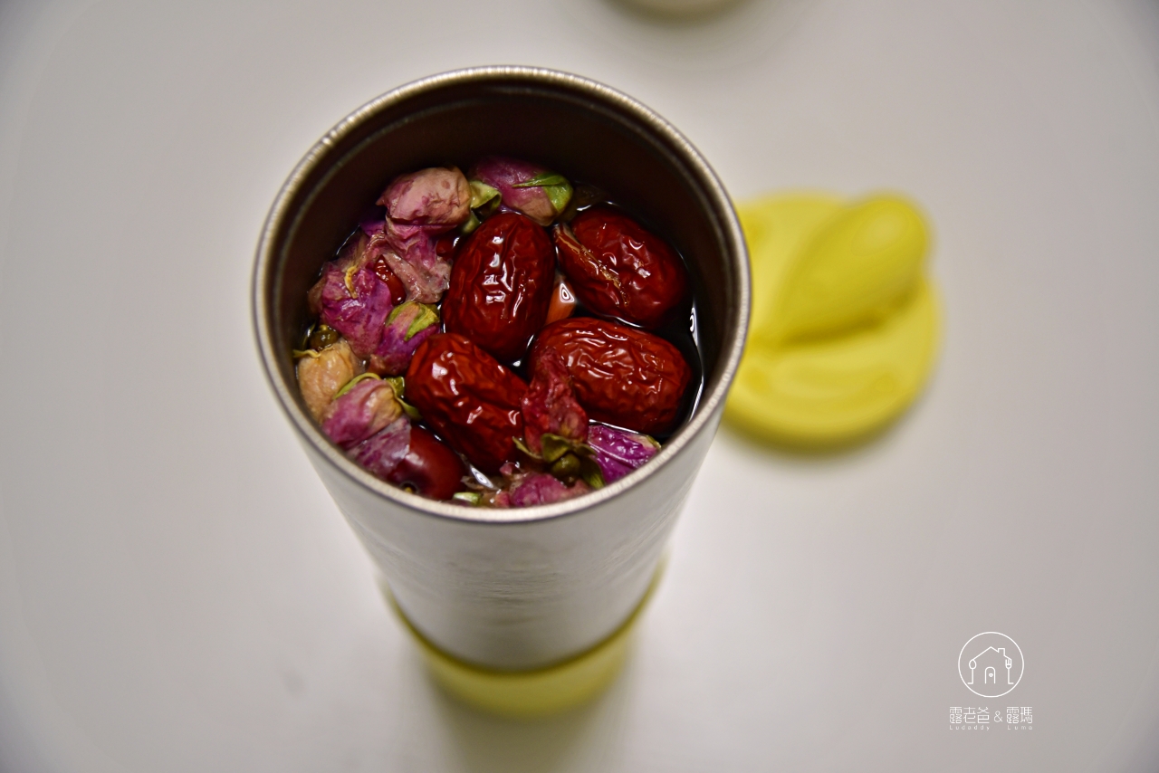 冬天養生茶食譜｜甘甜帶香暖身的紅棗枸杞花旗蔘加上玫瑰花茶