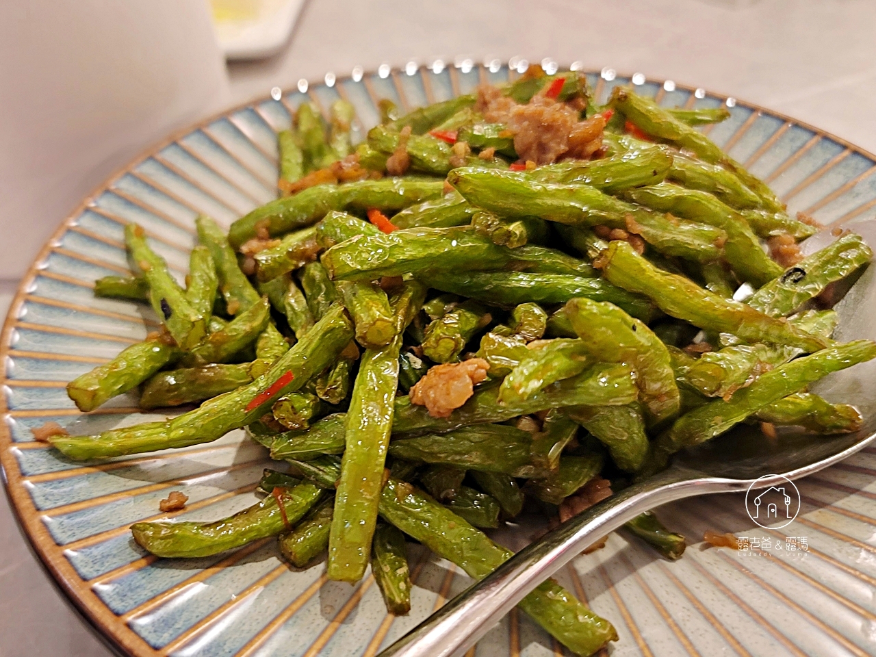 士林天母大葉高島屋美食糖朝餐廳｜推薦烤鴨港式點心，親友聚餐的好選擇