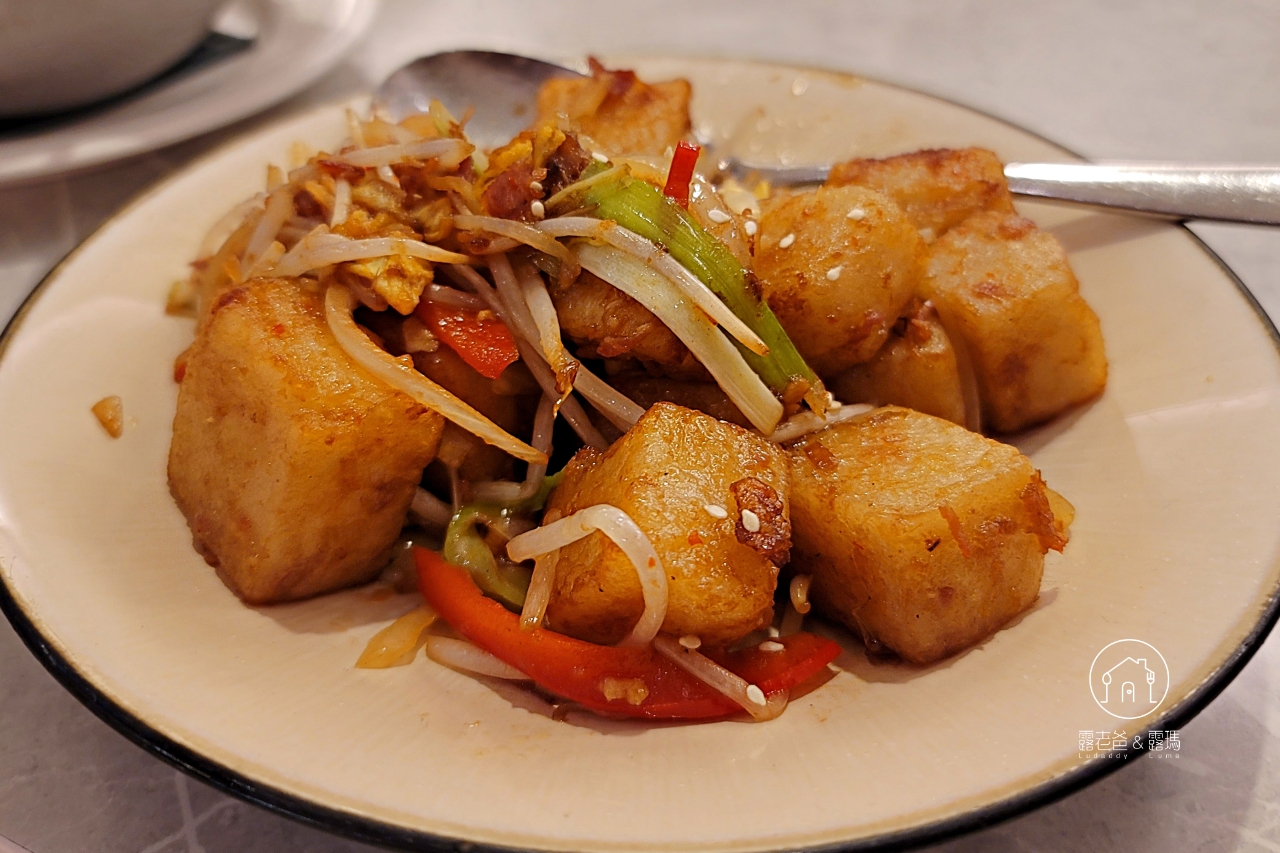 士林天母大葉高島屋美食糖朝餐廳｜推薦烤鴨港式點心，親友聚餐的好選擇