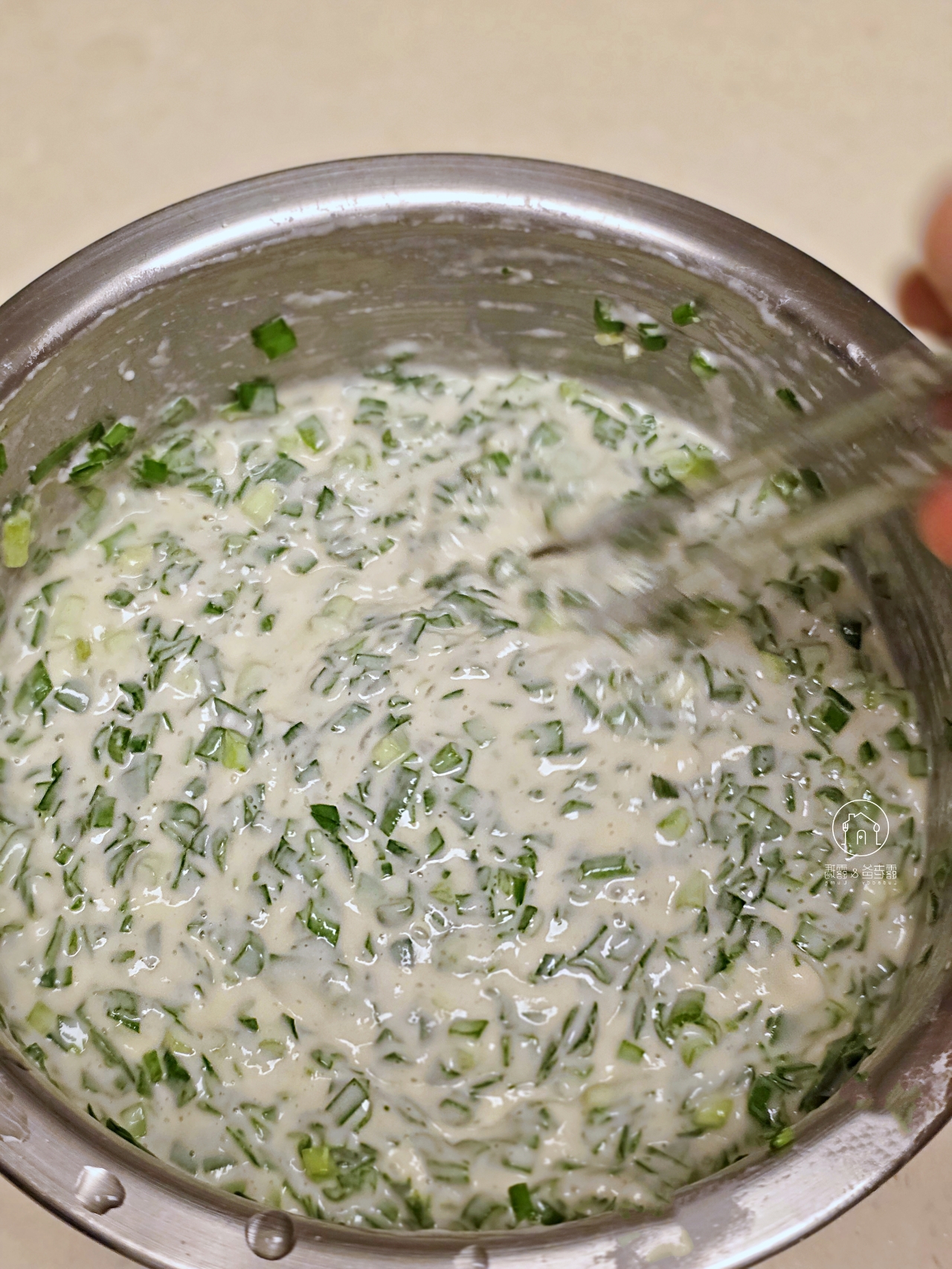 【食譜】韭菜煎餅｜簡單易做的韭菜粉漿煎餅