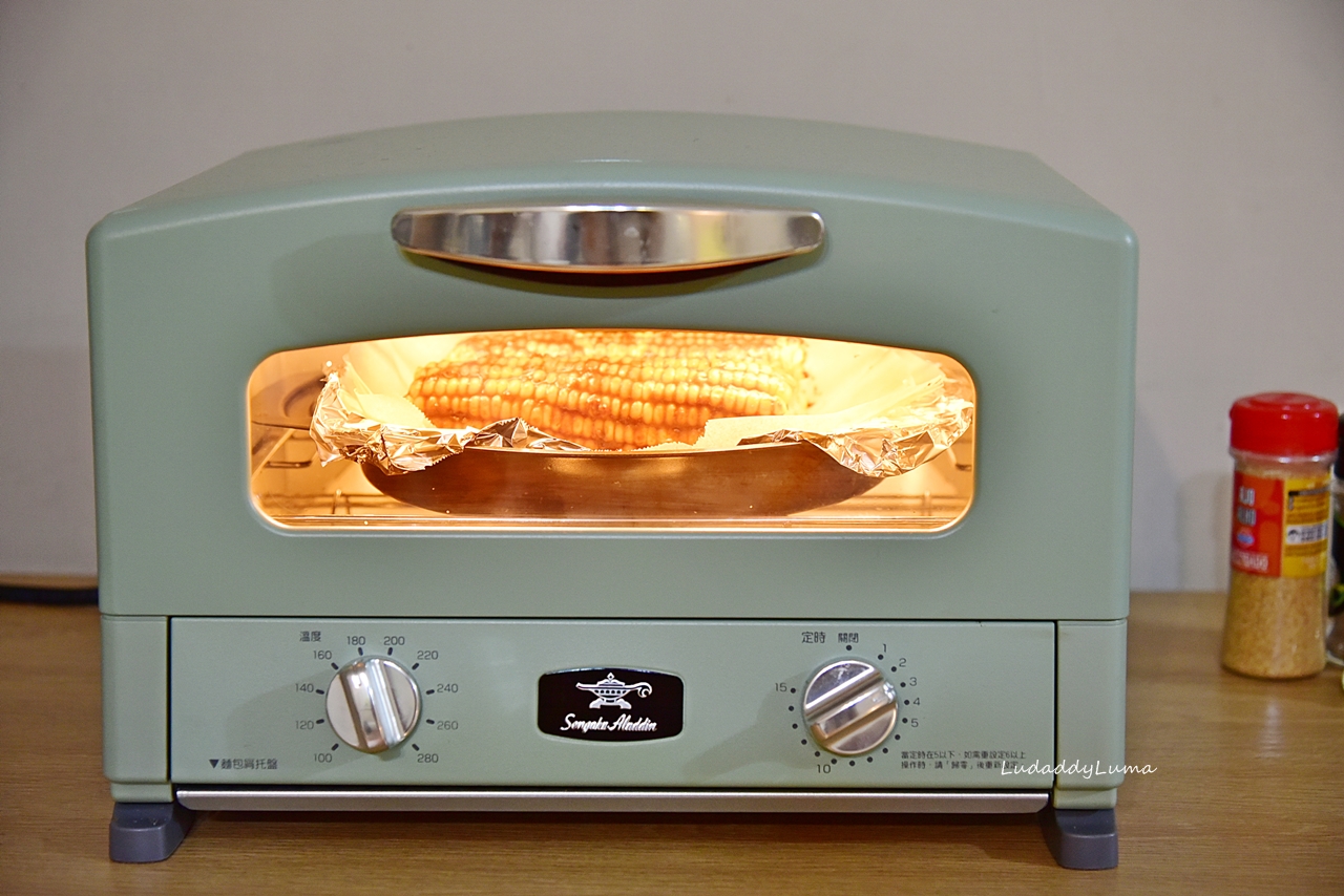 【食譜】夜市烤玉米醬汁做法｜自製烤箱版排隊美食